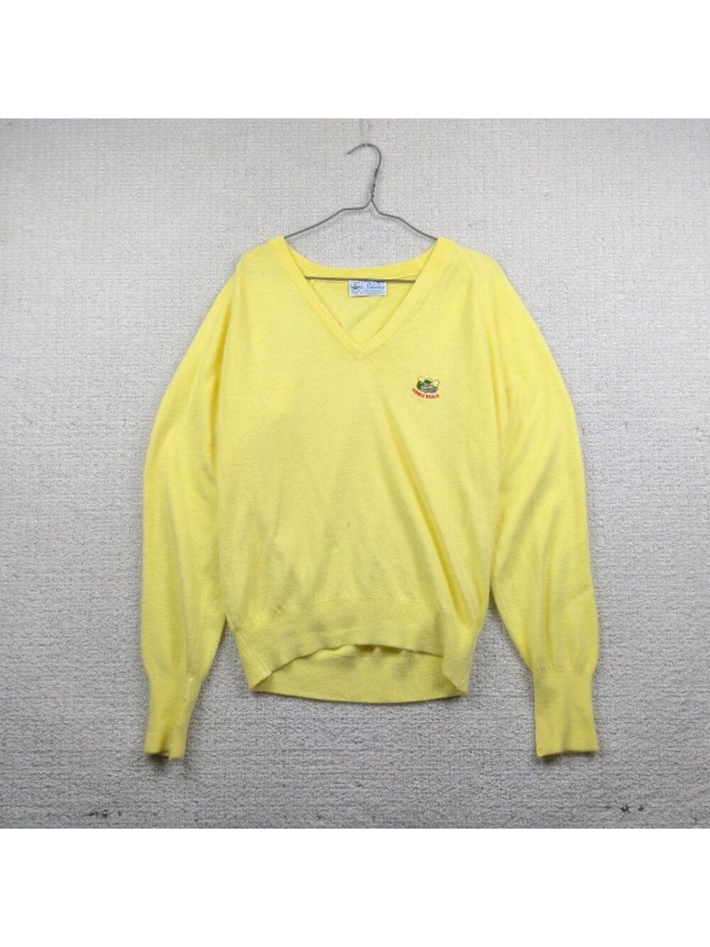 Vintage Pebble Beach Golf Sweater Mens Sz M Pastel Yellow V-Neck Preppy USA